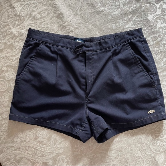 Shorts - Picture 1 of 2